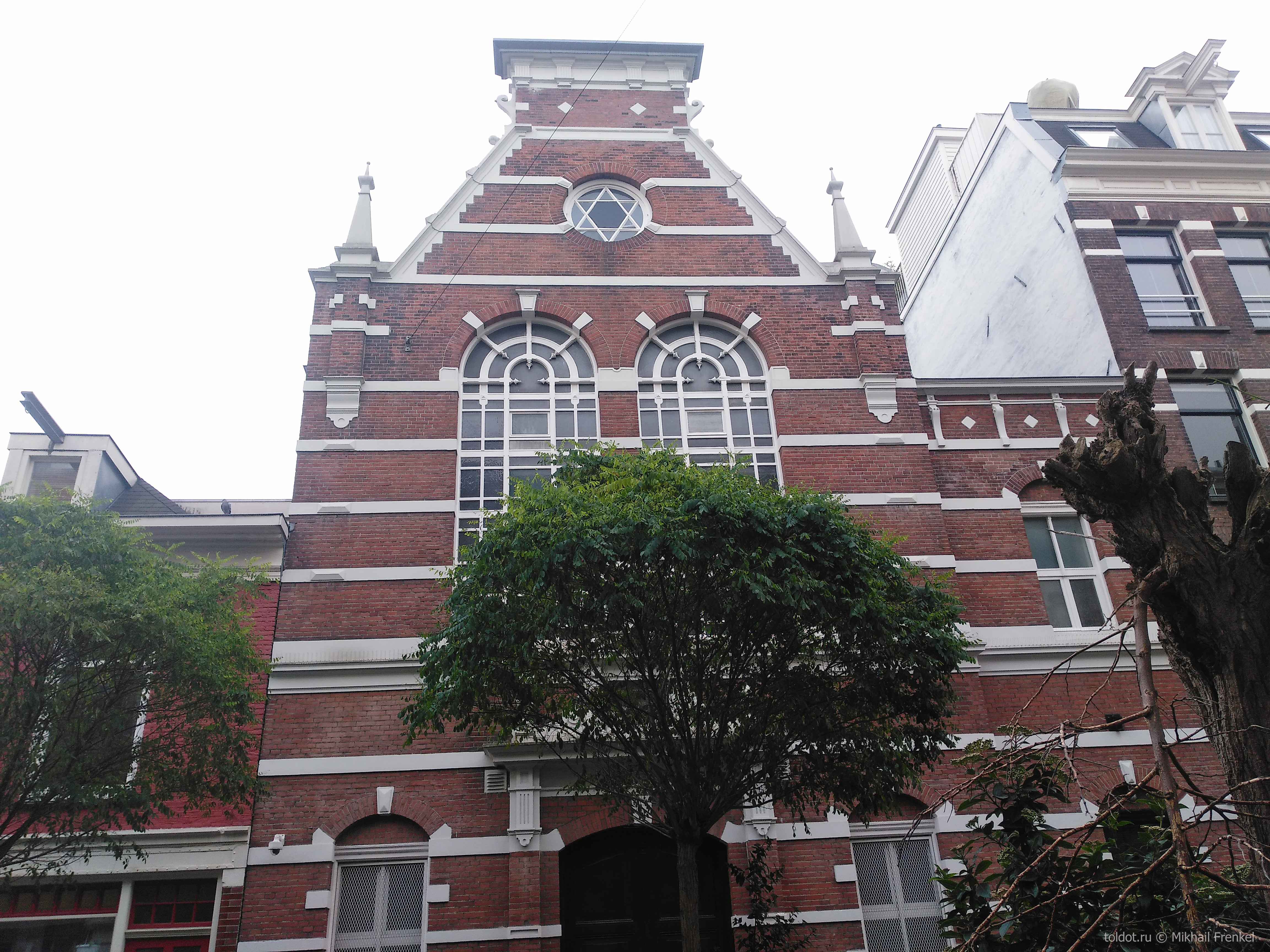 Амстердам, синагога Жирарда Доу