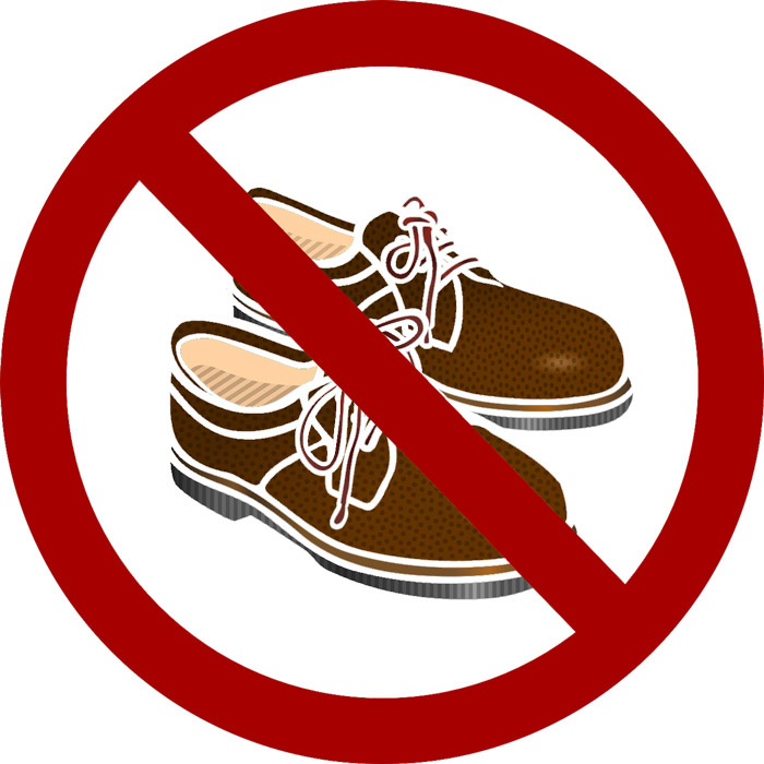 9 Ава запрещено одевать кожаную обувь