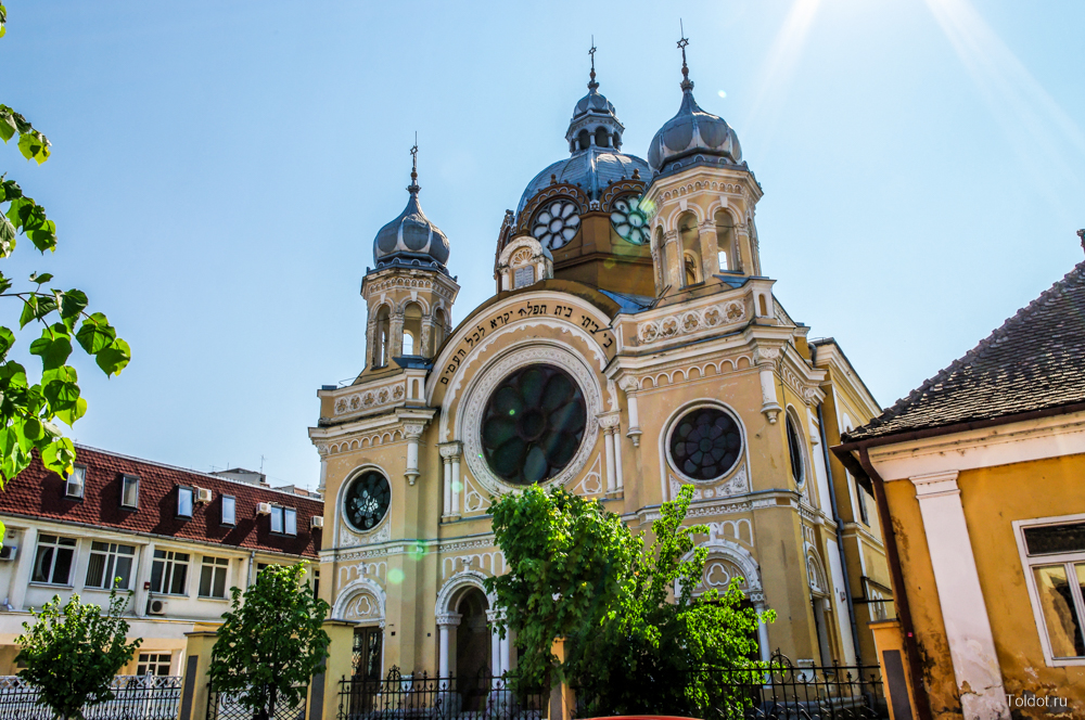  Эммануель Диан  — Большая синагога города Тыргу-Муреш, Румыния